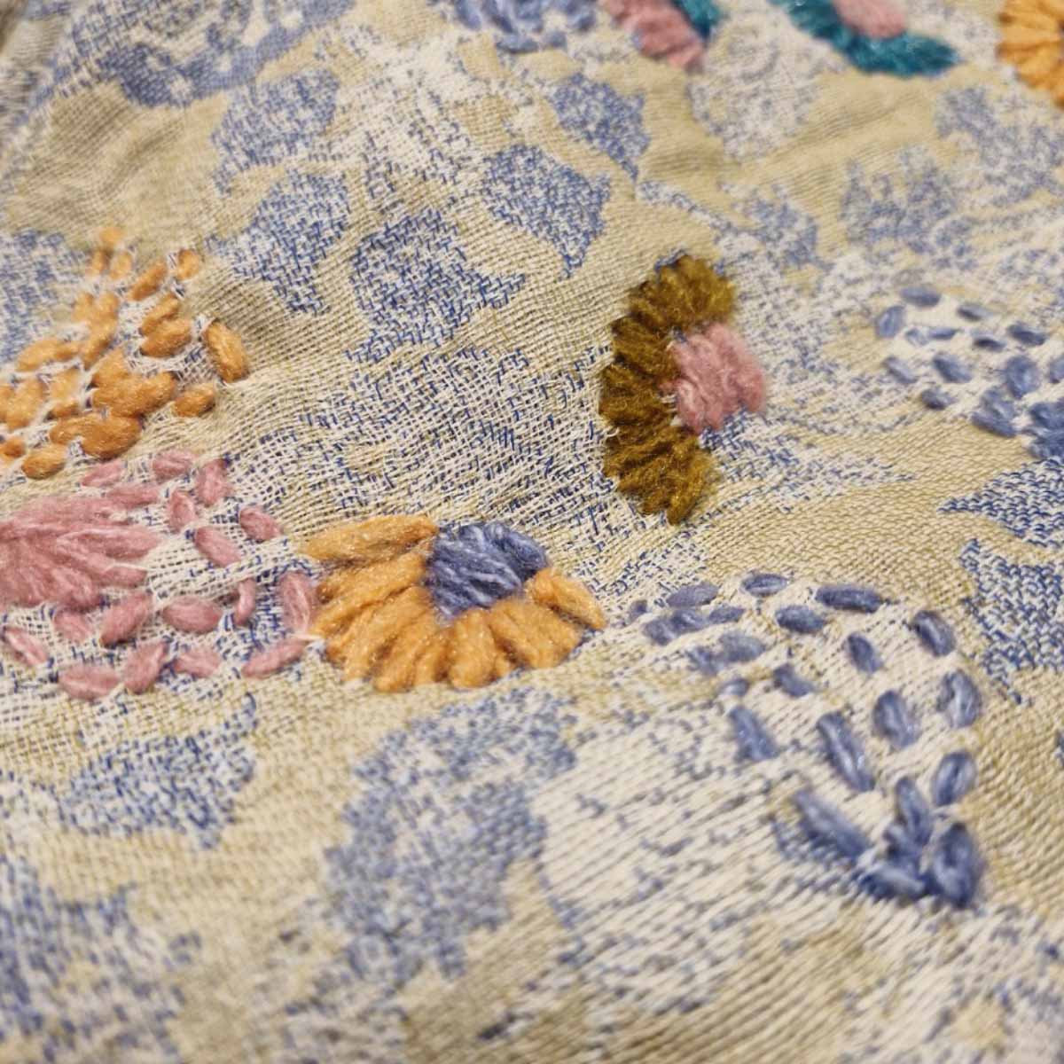 SCARF18597 | Embroidered Floral Scarf / Wild Oat